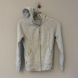 Lululemon active wear heather gray zip up long sleeve hoodie. 6